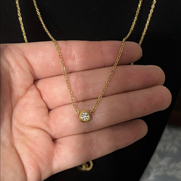 Layered interlocking necklace - Picture 2 of 3